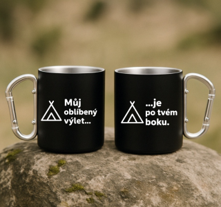 Plechový hrnek s karabinou pro páry 